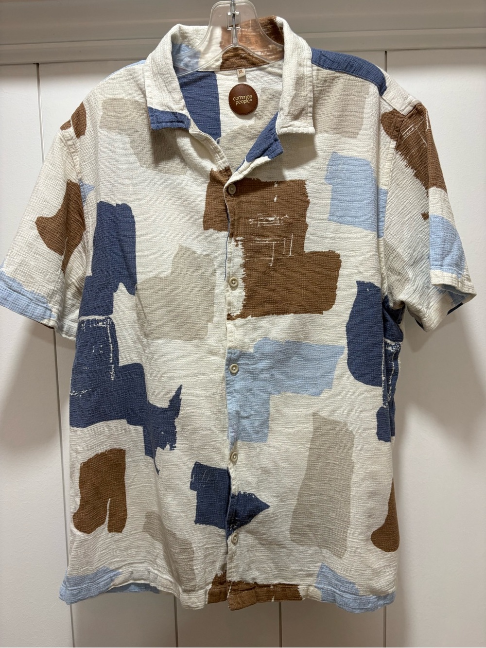 Common People Men's Size XL Hawaii Shirt Contour Abstract Short Sleeve Ivory